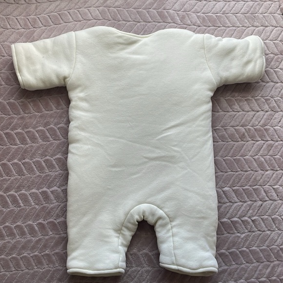 Baby Merlin’s Magic Sleepsuit 100% cotton in the color cream - Size SMALL - Picture 2 of 10